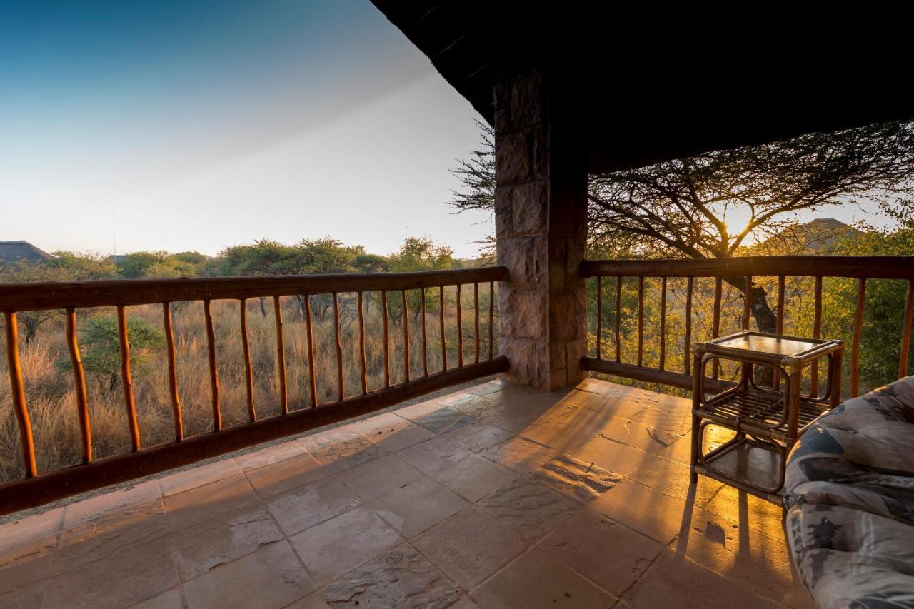 Makhato Bush Lodge 111 Bela-Bela Bagian luar foto